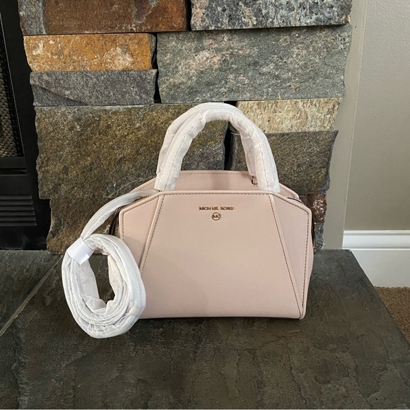 NWT Michael Kors Cleo Small Satchel - Picture 4 of 16